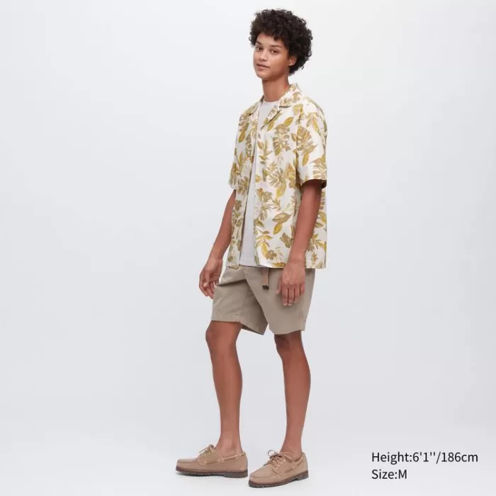 Uniqlo Cotton Blend Casual Printed Short Sleeved (Open Collar) Men’s White Shirts