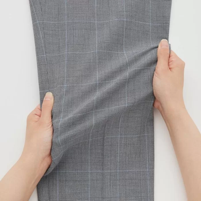 Uniqlo Smart Comfort Glen Checked Ankle Length Pants Men Grey